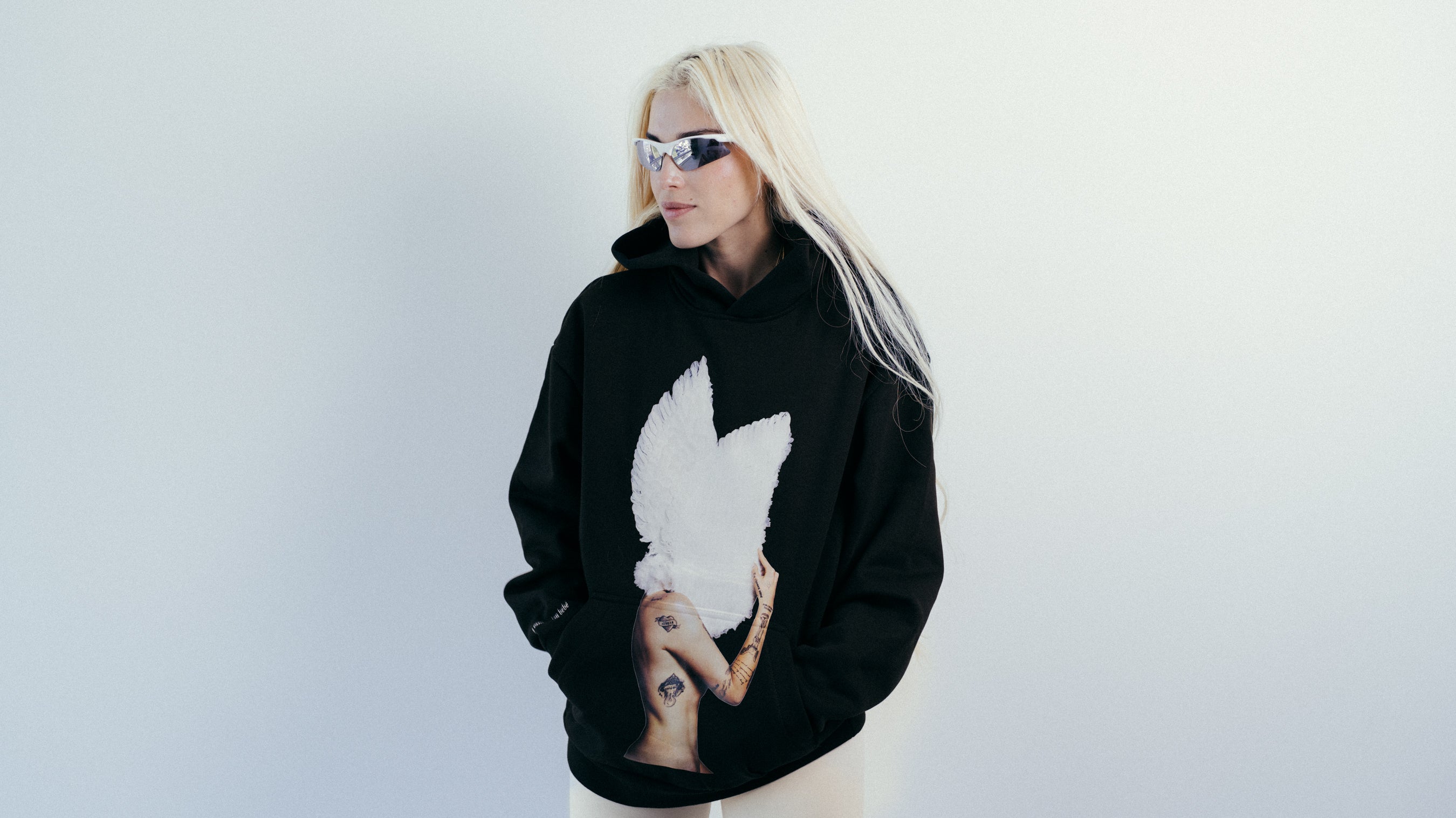 Elena Rose World Tour 2025-2026 Hoodie