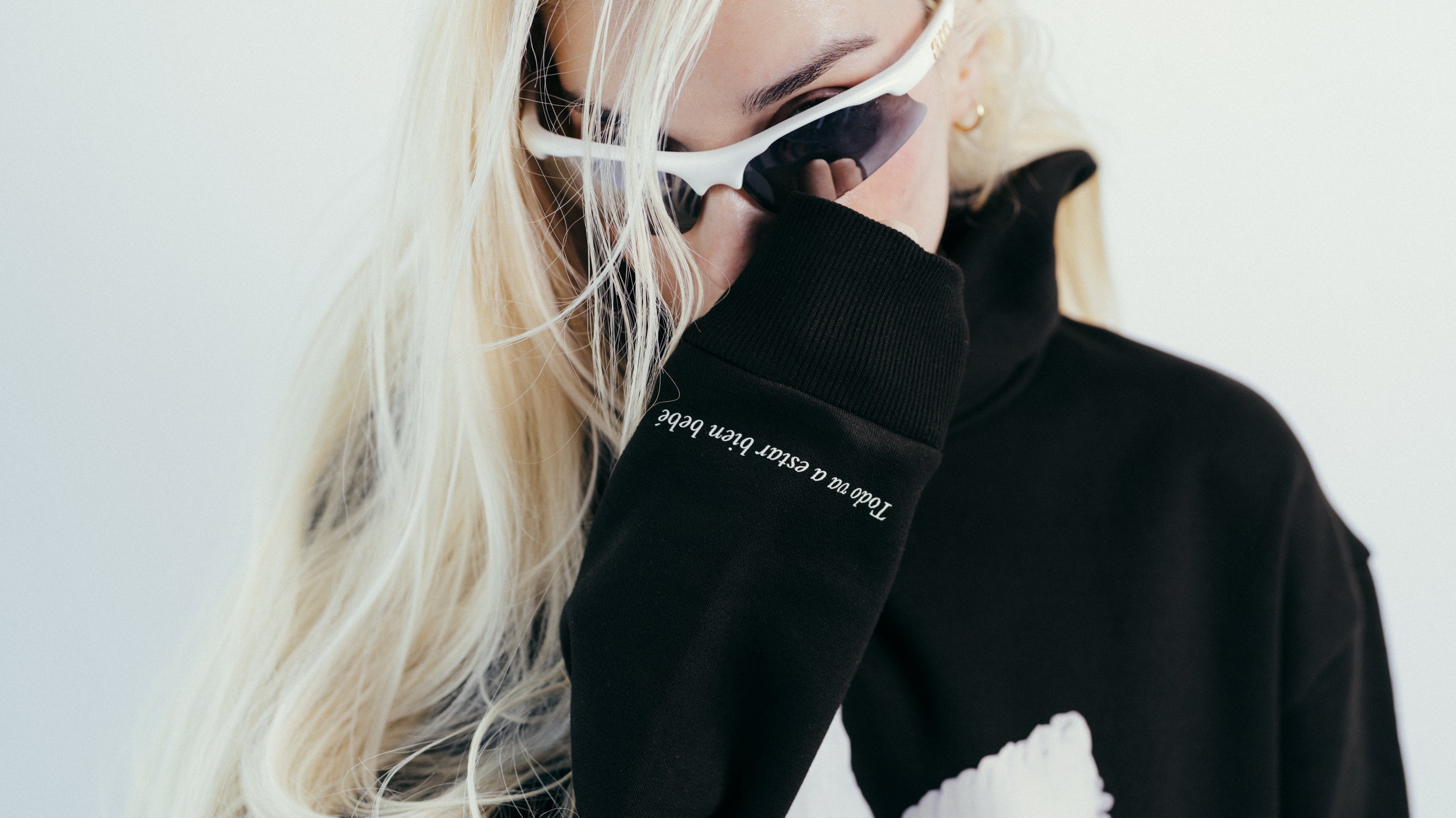 Elena Rose World Tour 2025-2026 Hoodie